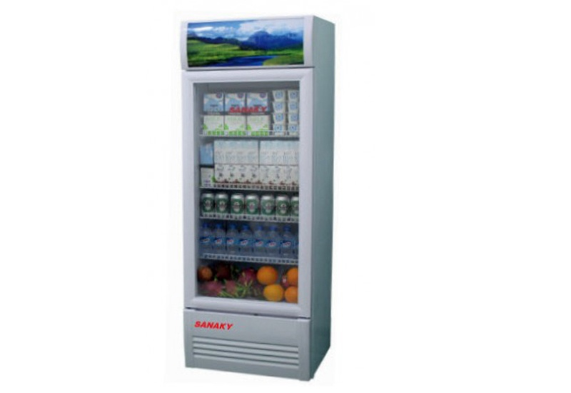 Được thiết kế với cửa kính 2 lớp chắc chắn Được thiết kế với cửa kính 2 lớp chắc chắn